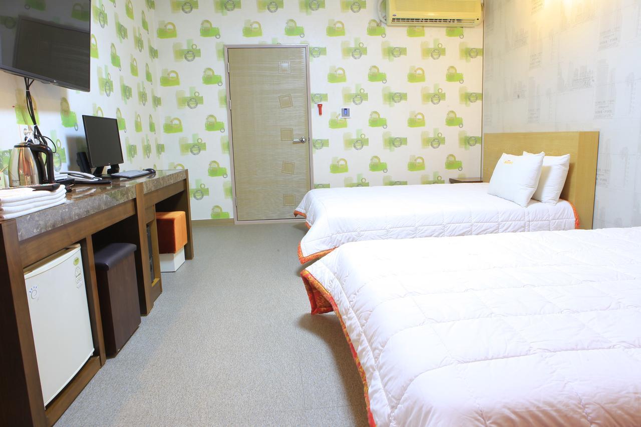 Marina Motel Busan Station Exterior photo